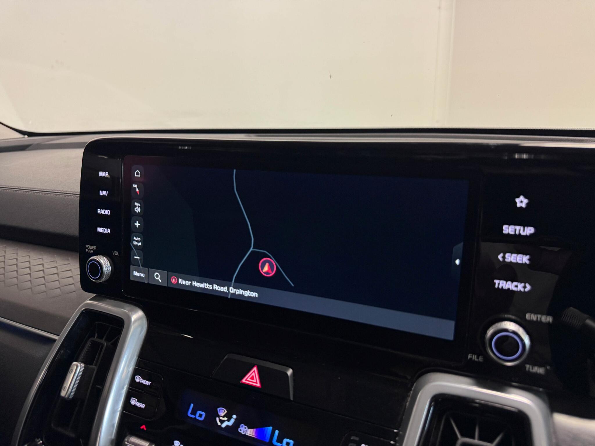 Kia Sorento view 12