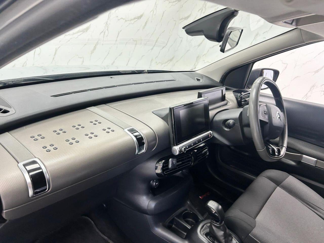 Citroen C4 Cactus view 13