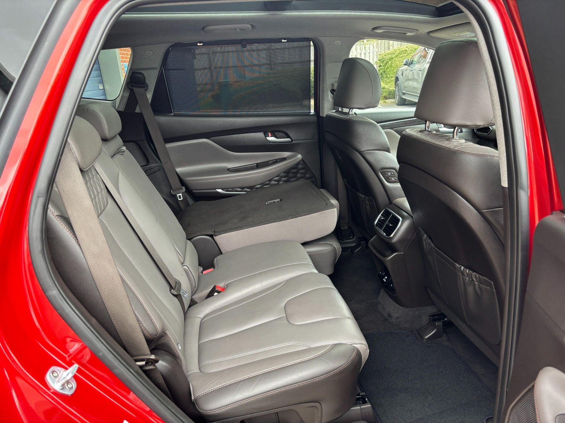 Hyundai Santa Fe view 17