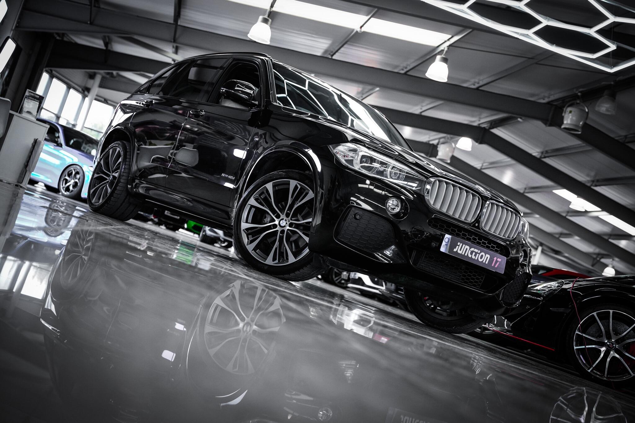 BMW X5 view 8