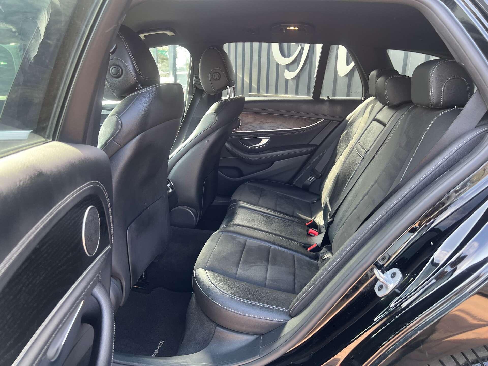 Mercedes-Benz E-Class view 42