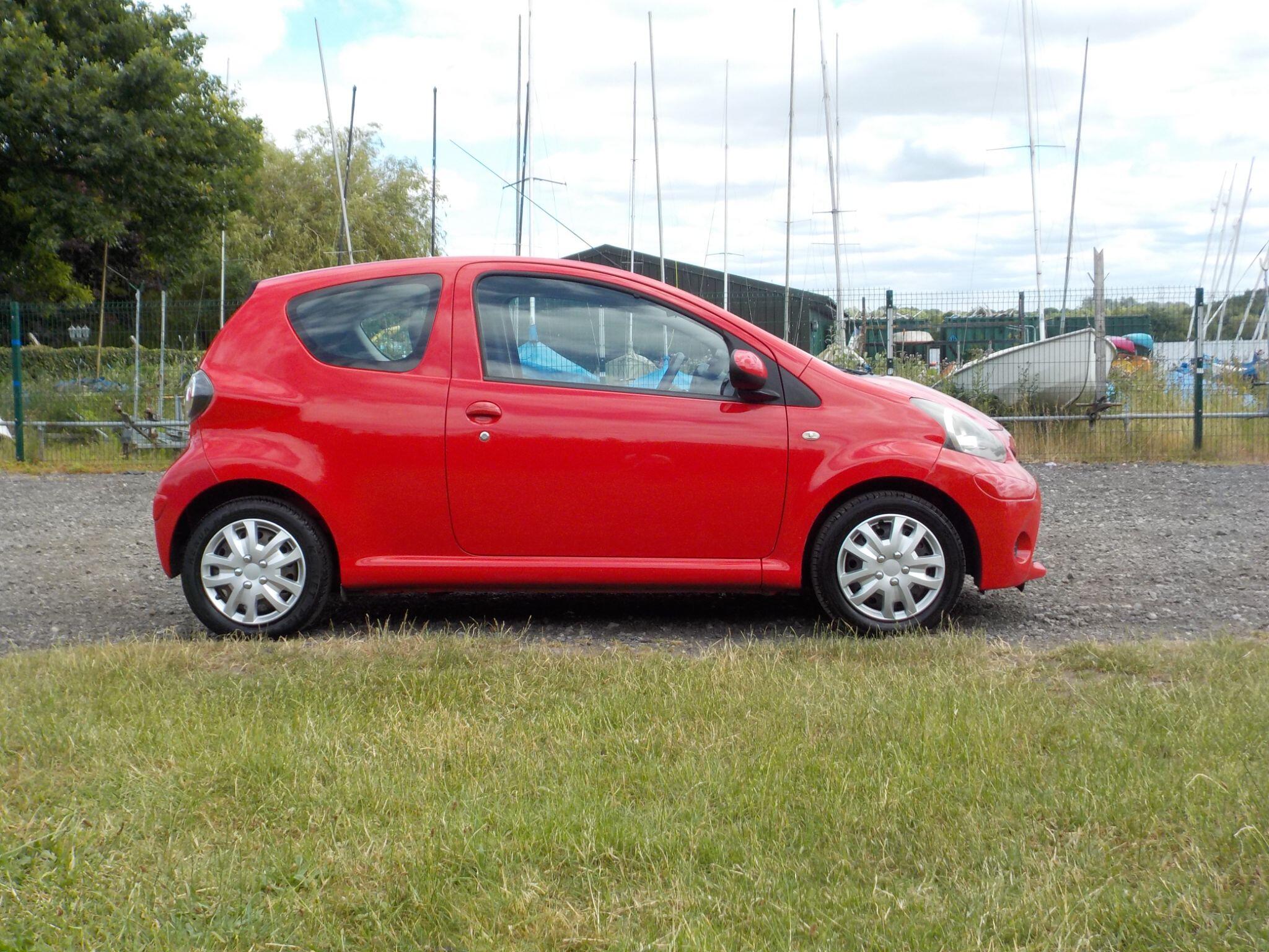 Toyota AYGO 1.0 VVT-i Move Euro 5 3dr