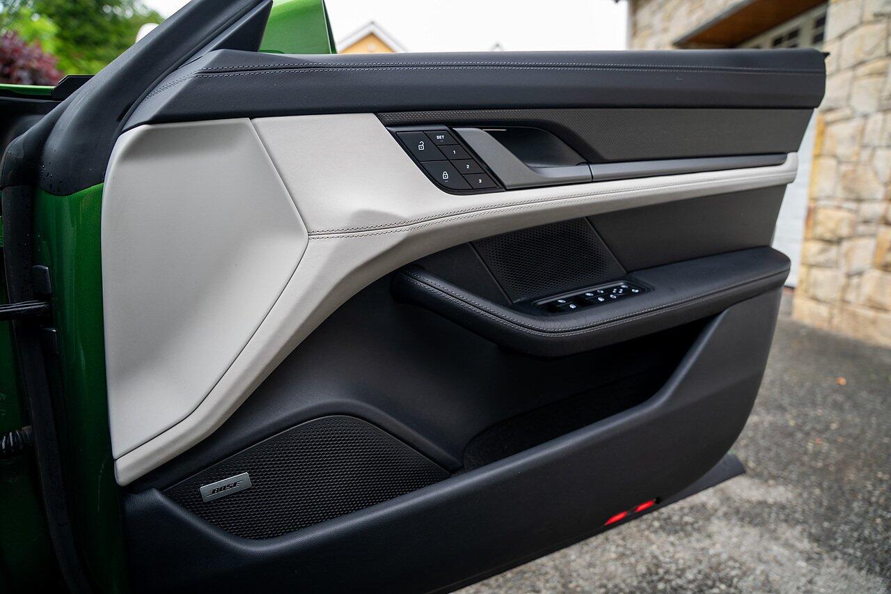 Porsche Taycan view 61