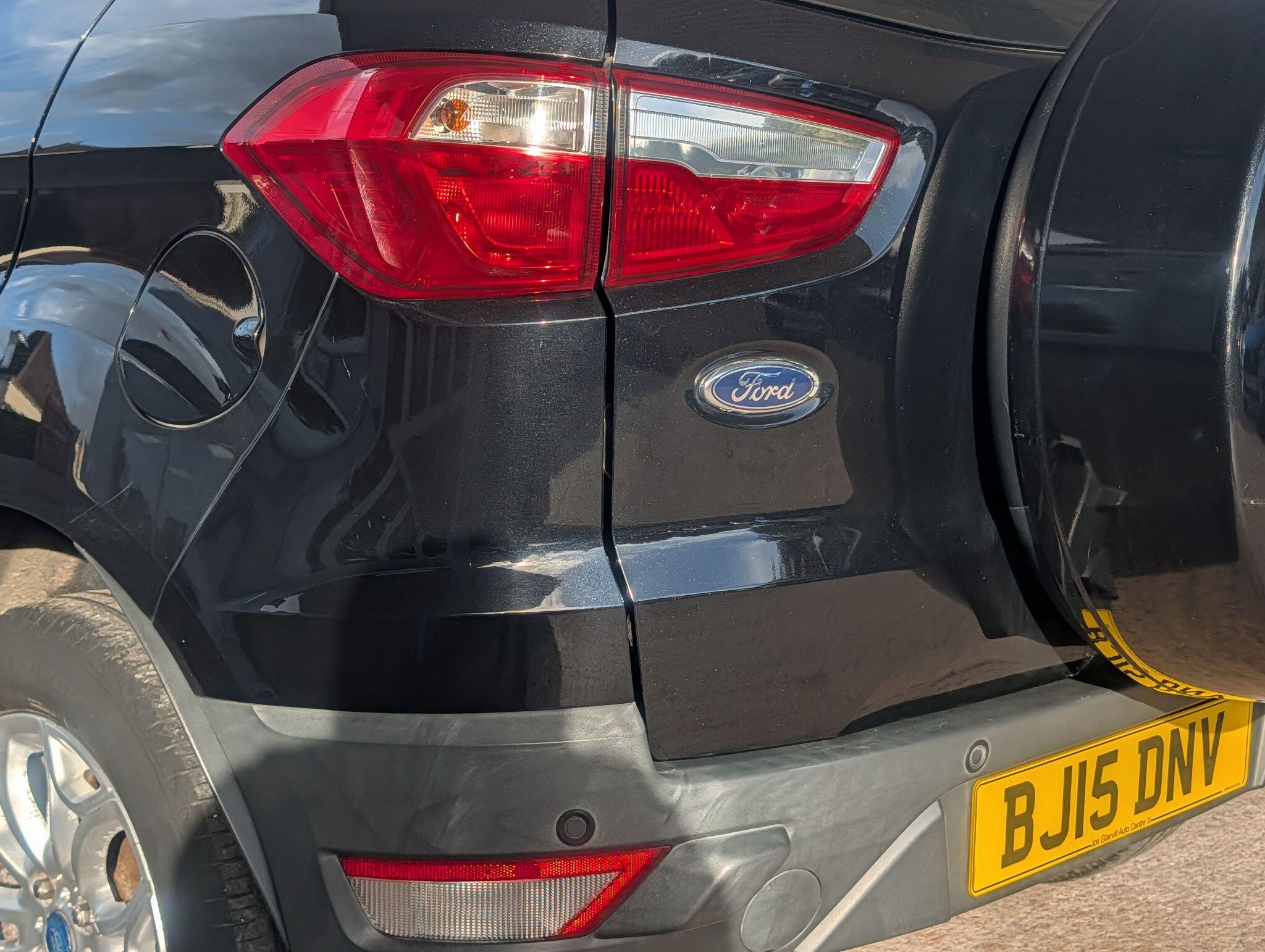 Ford Ecosport view 17