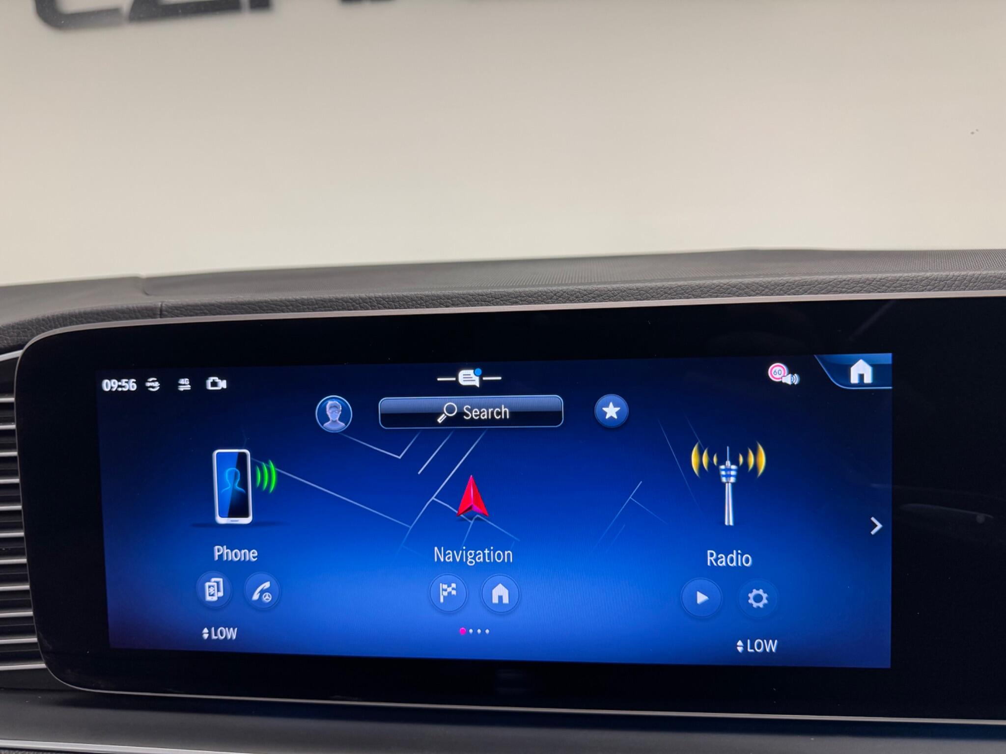 Mercedes-Benz Gle view 19