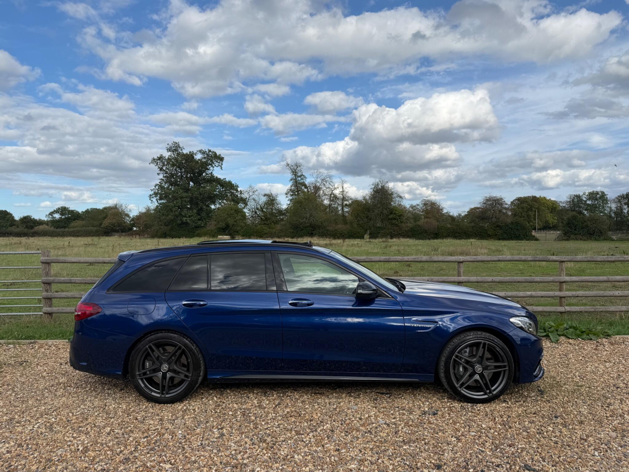 Mercedes-Benz C-Class view 13