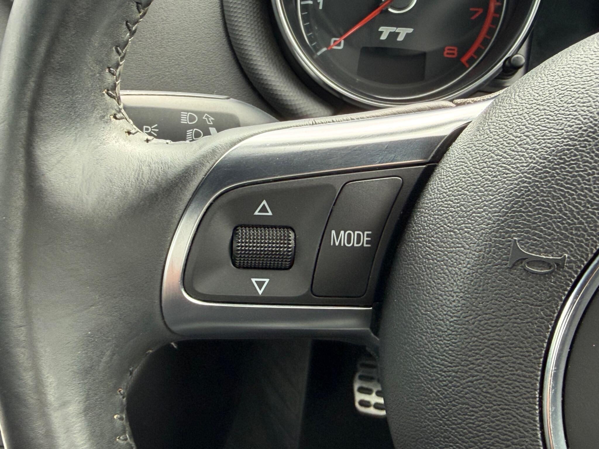 Audi TT view 25