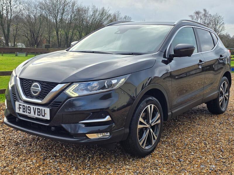 2019 Nissan Qashqai 1.3 DIG-T N-Connecta Euro 6 (s/s) 5dr • 52,400 miles image 12