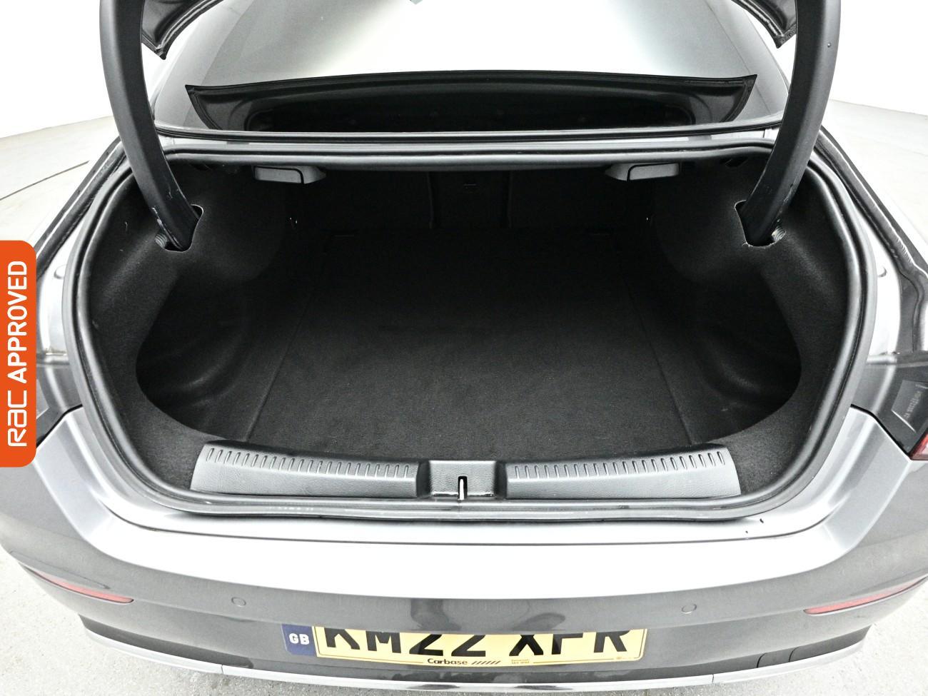 Mercedes-Benz Cla view 28