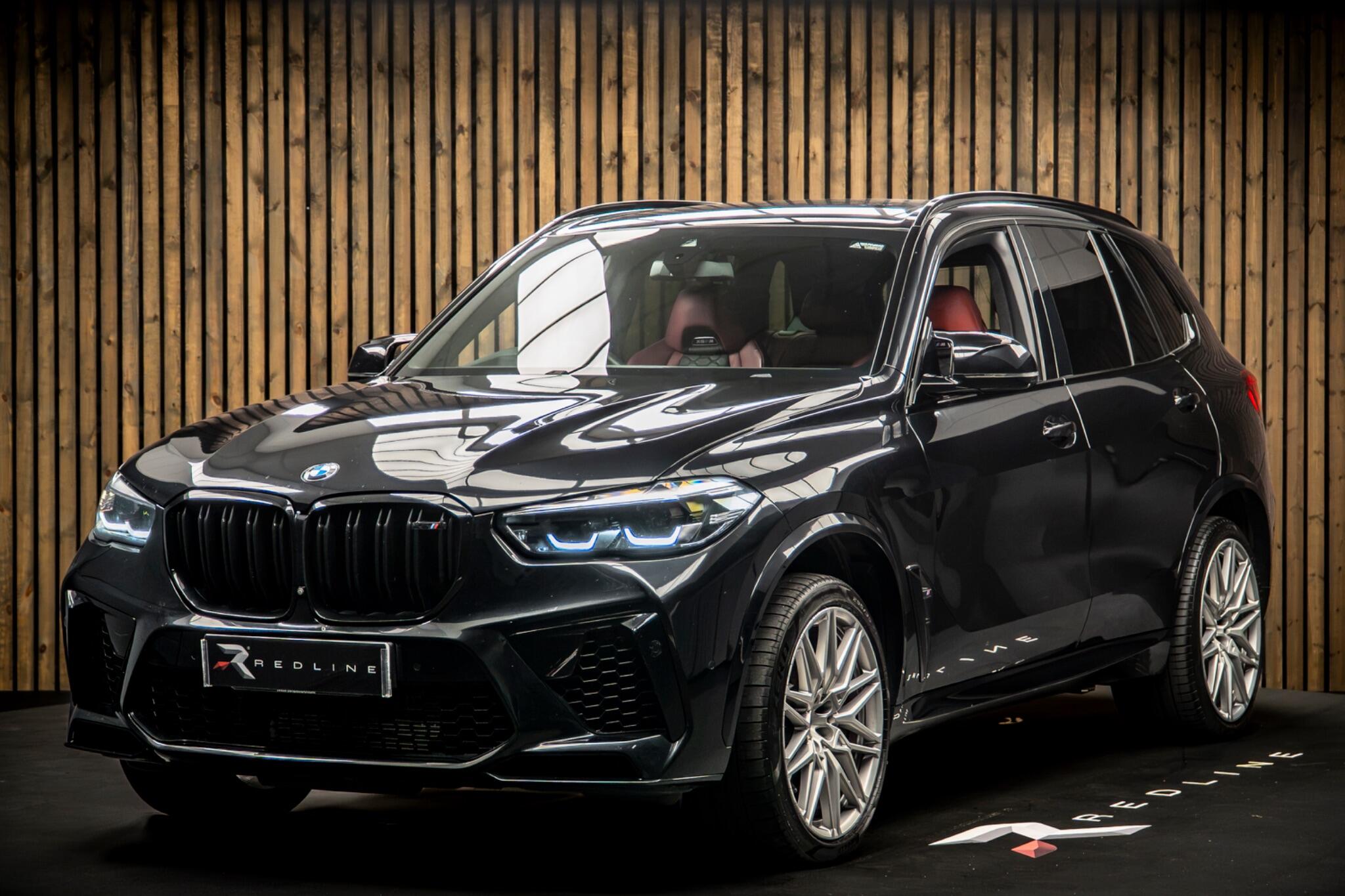 BMW X5 M view 8