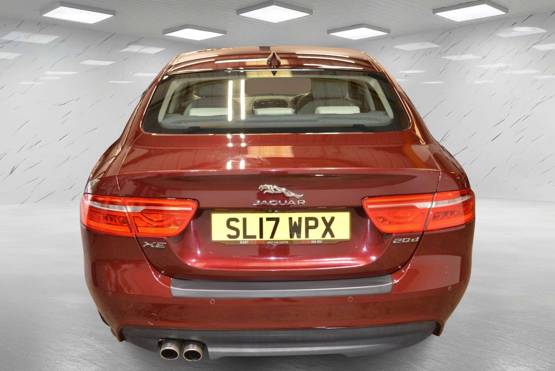 Jaguar Xe view 7