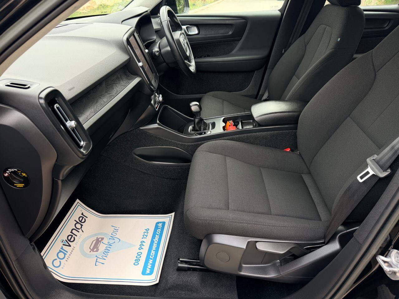 Volvo XC40 view 22
