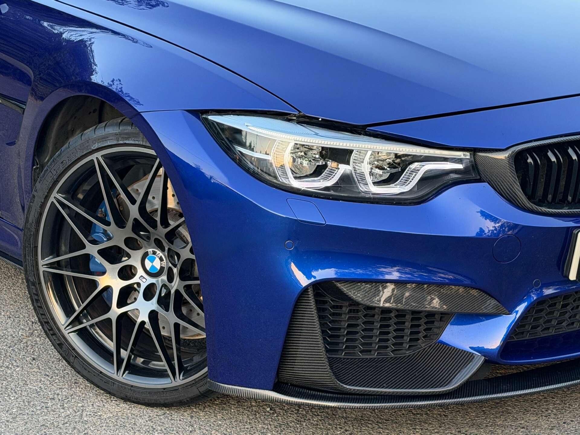 BMW M3 view 9