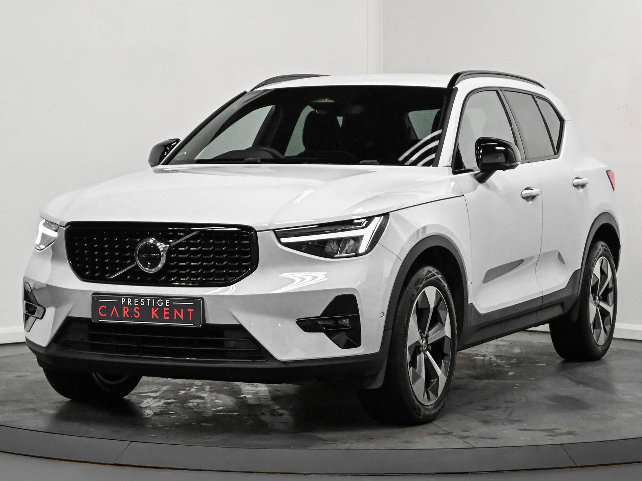 Volvo XC40 view 6