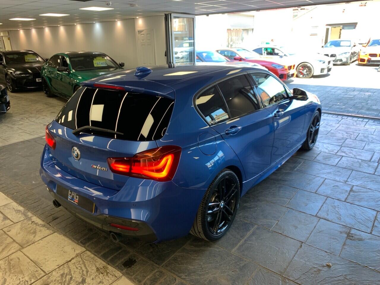 BMW 1 Series view 16