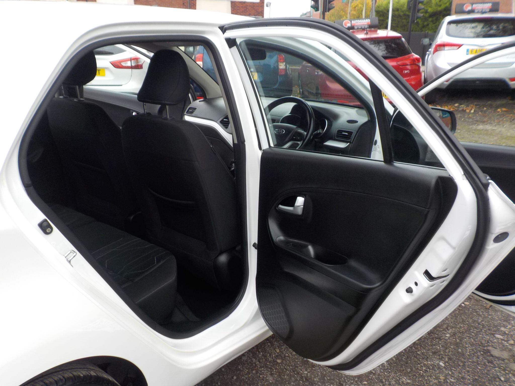 Kia Picanto 1.0 2 Euro 6 5dr