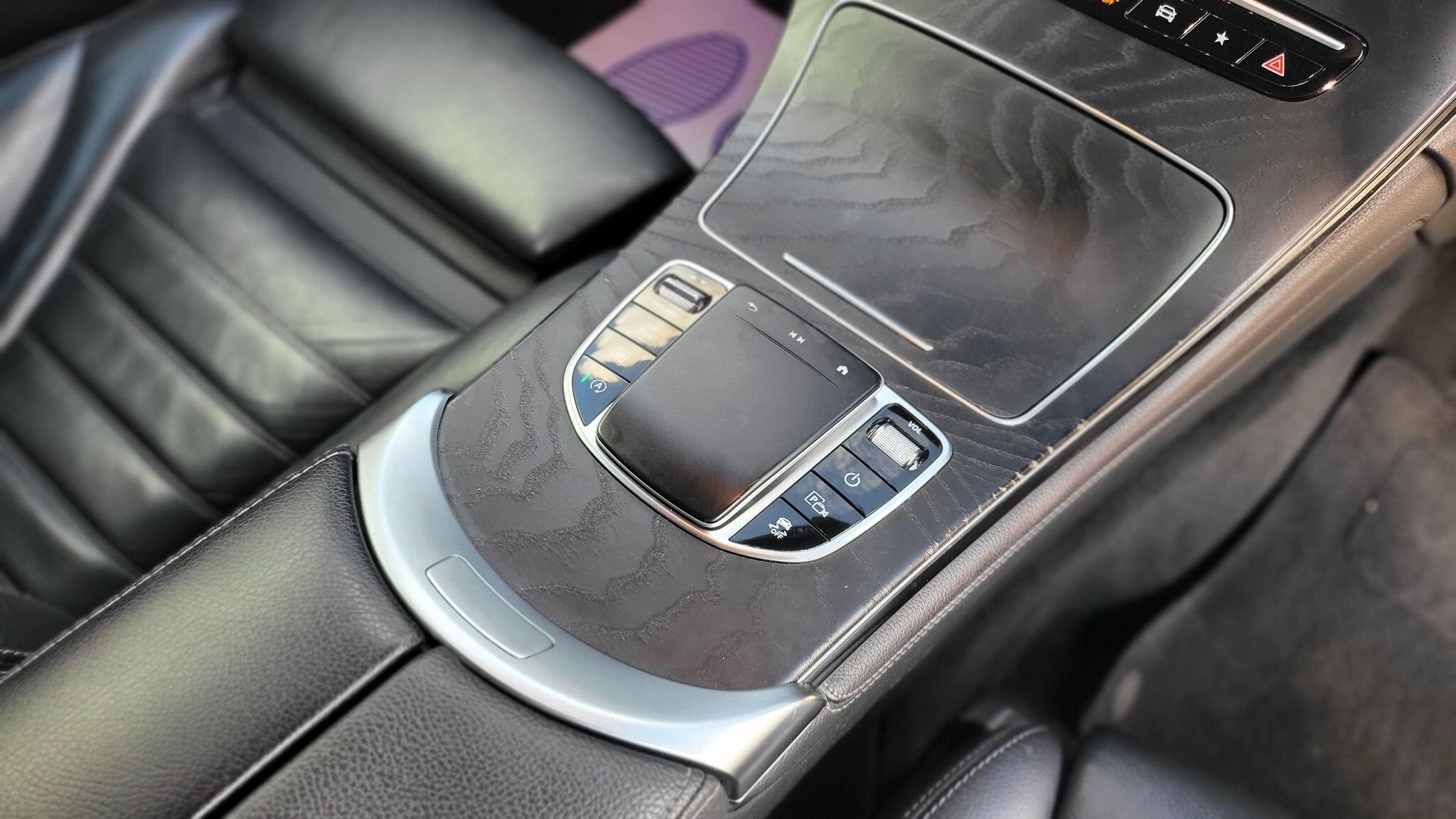 Mercedes-Benz Mercedes-Benz GLC view 12