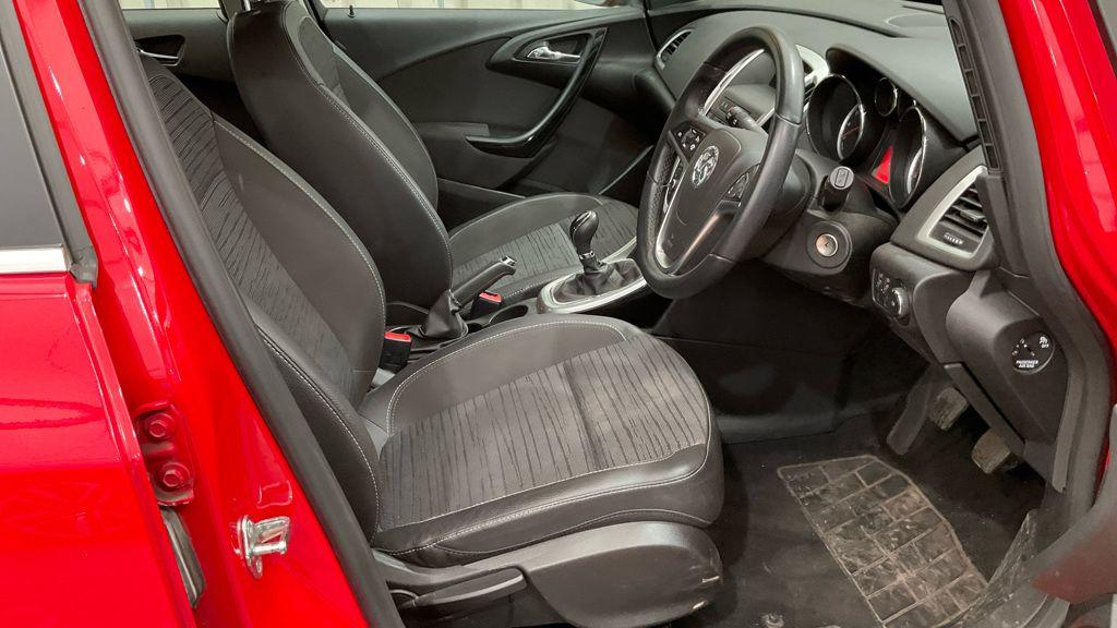 Vauxhall Astra view 35