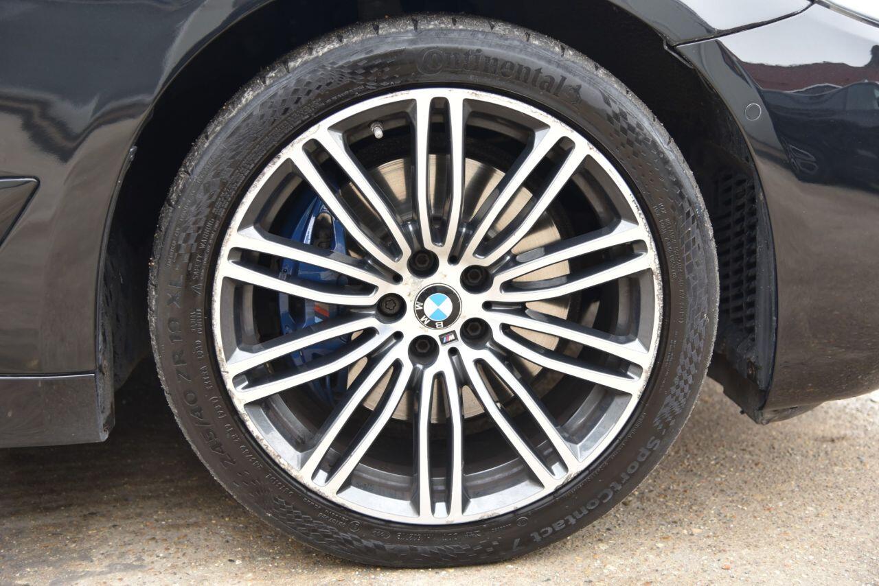 BMW 5 Series view 62
