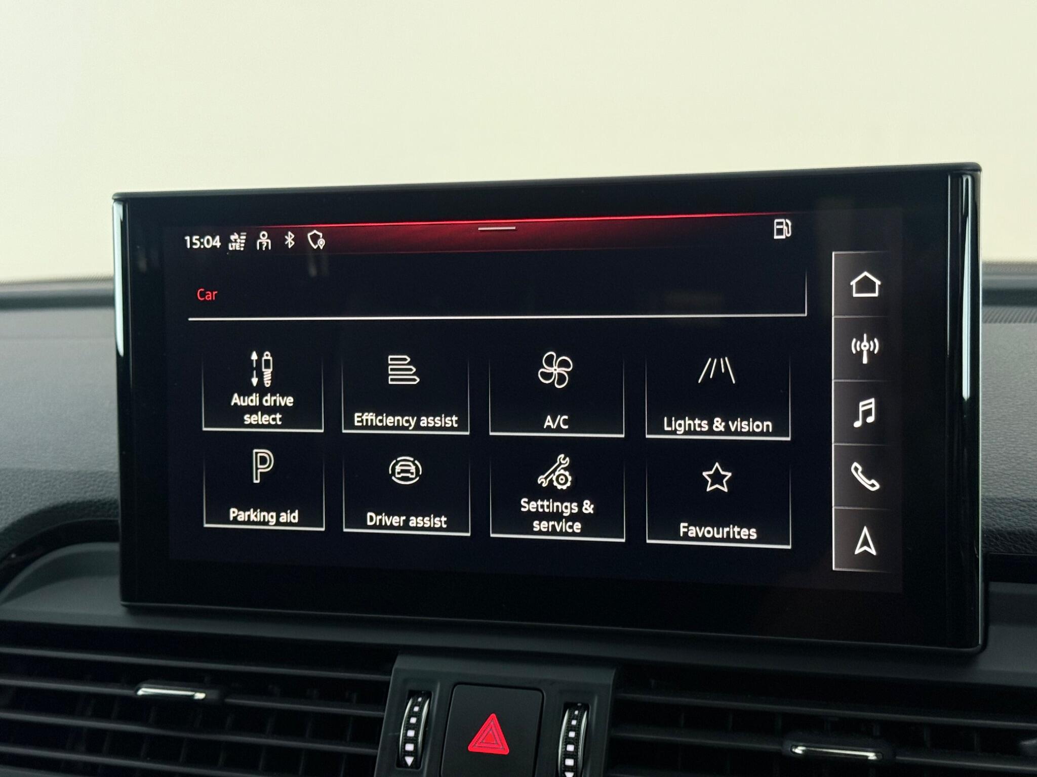 Audi Q5 view 21