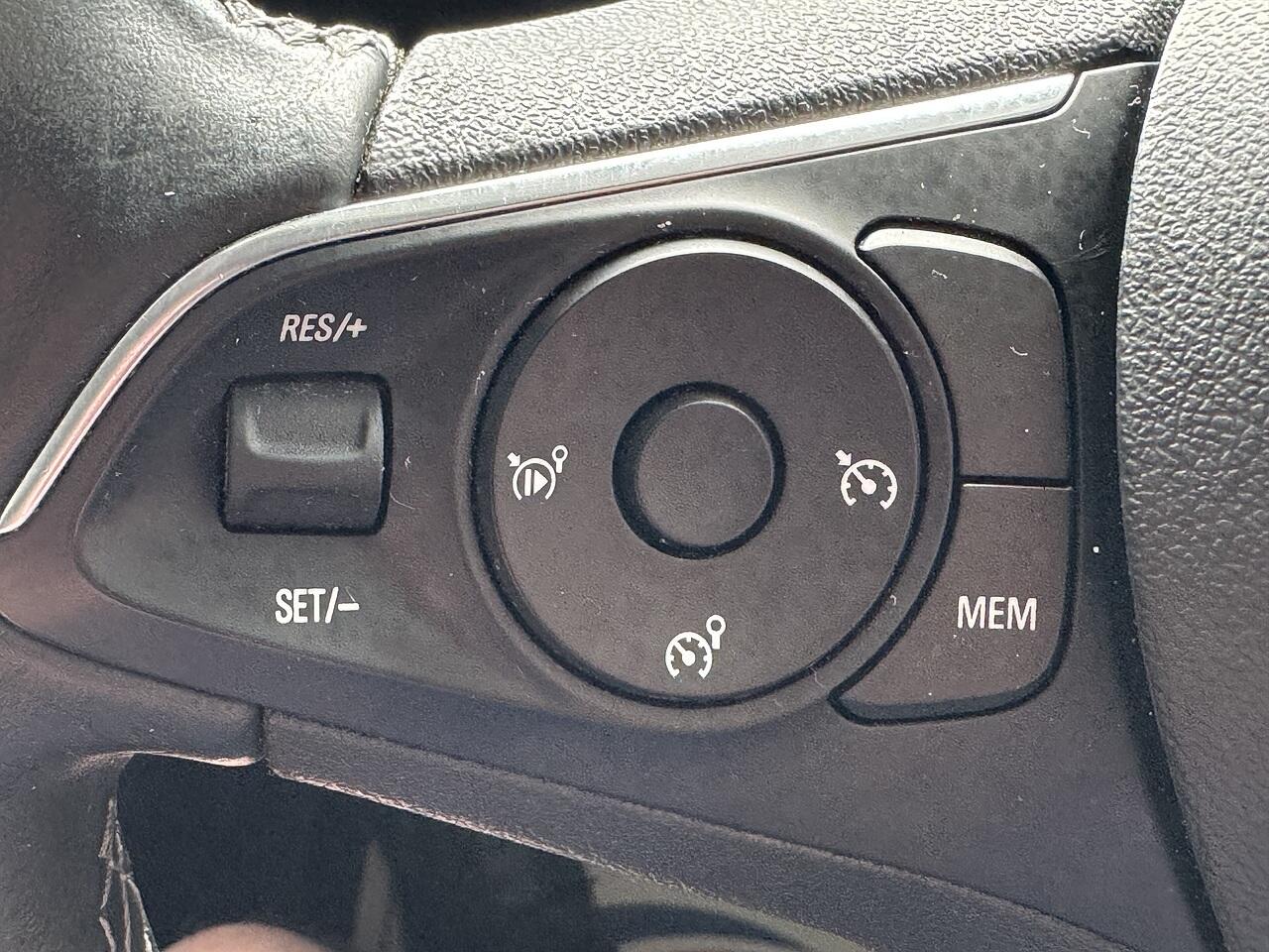 Vauxhall Crossland X view 19