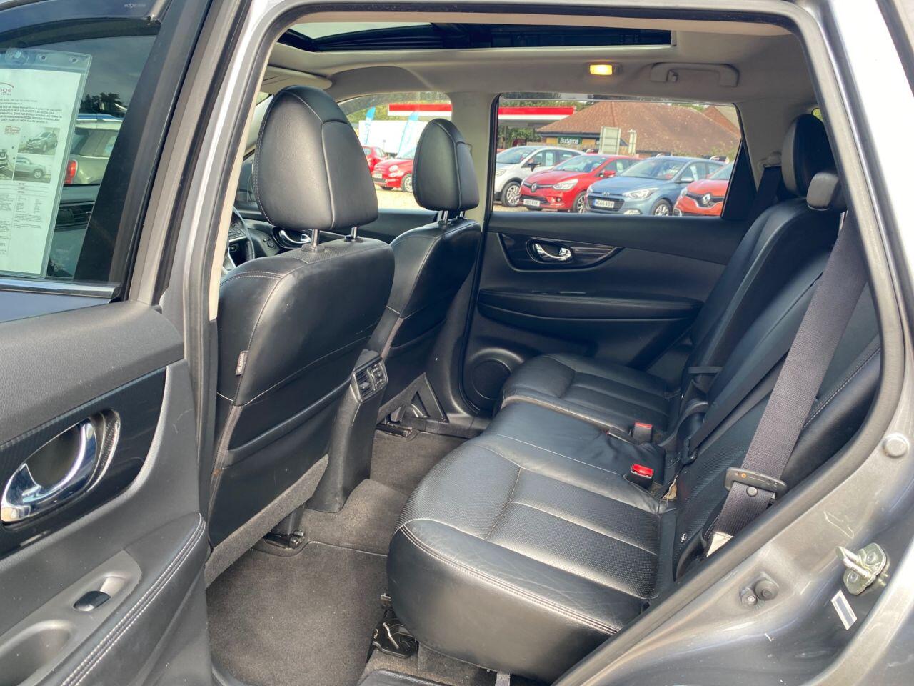 Nissan X-Trail view 18