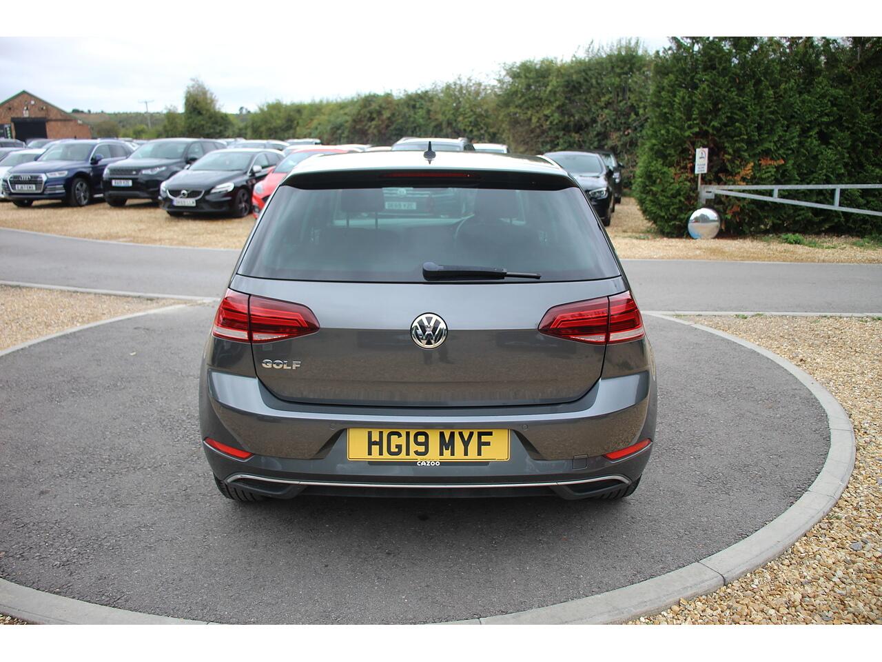 Volkswagen Golf view 8
