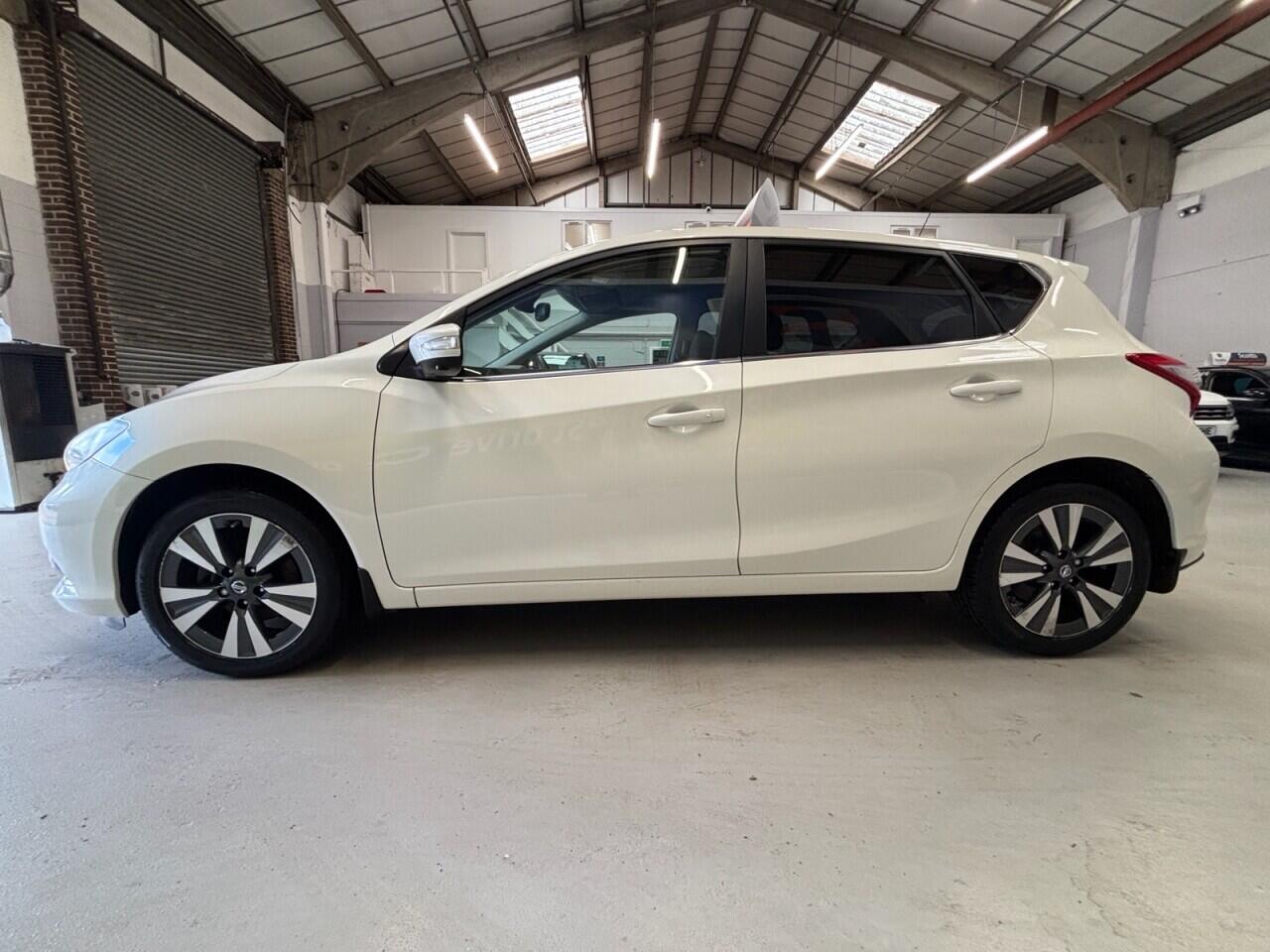Nissan Pulsar view 6