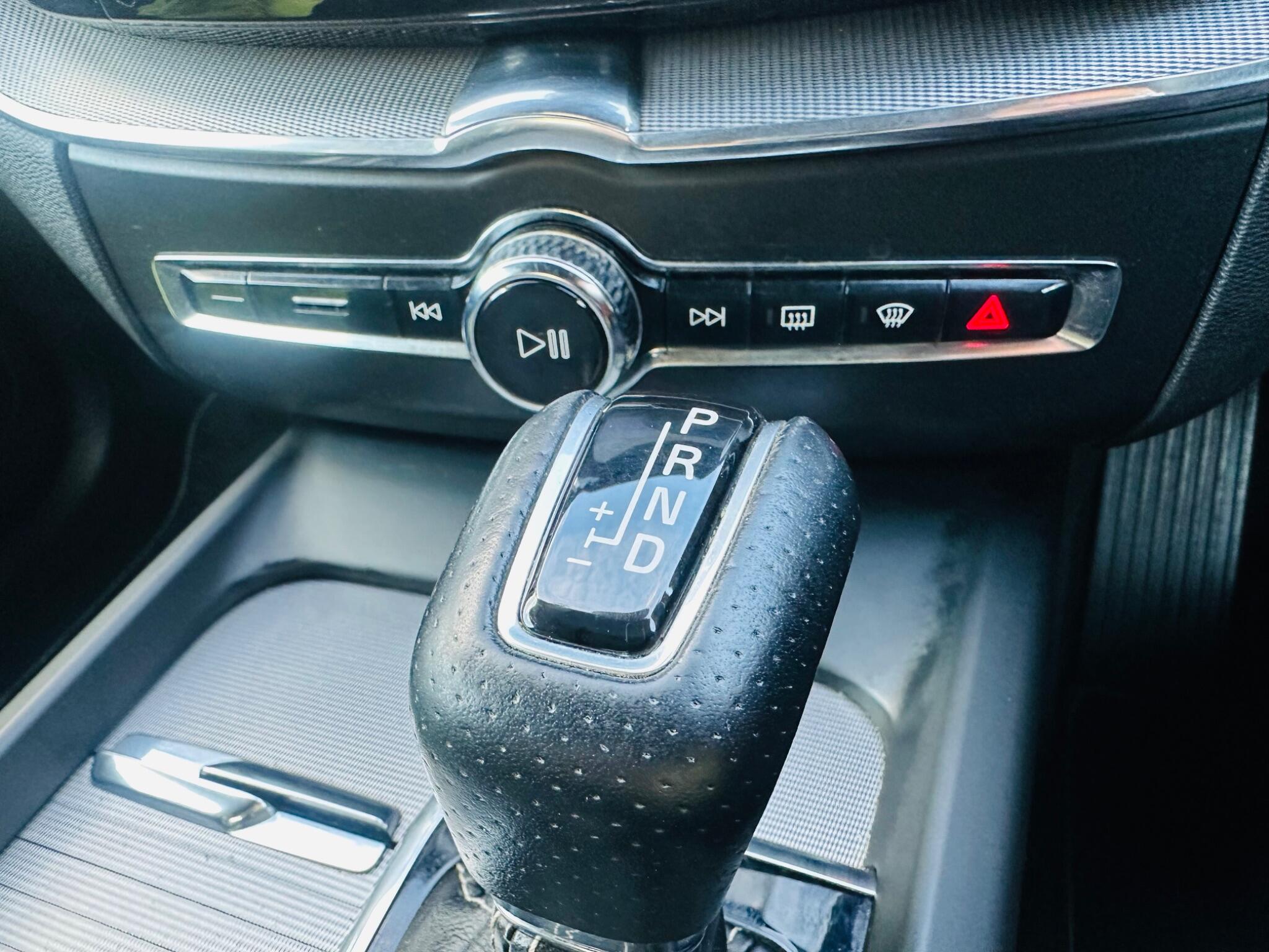 Volvo XC60 view 48