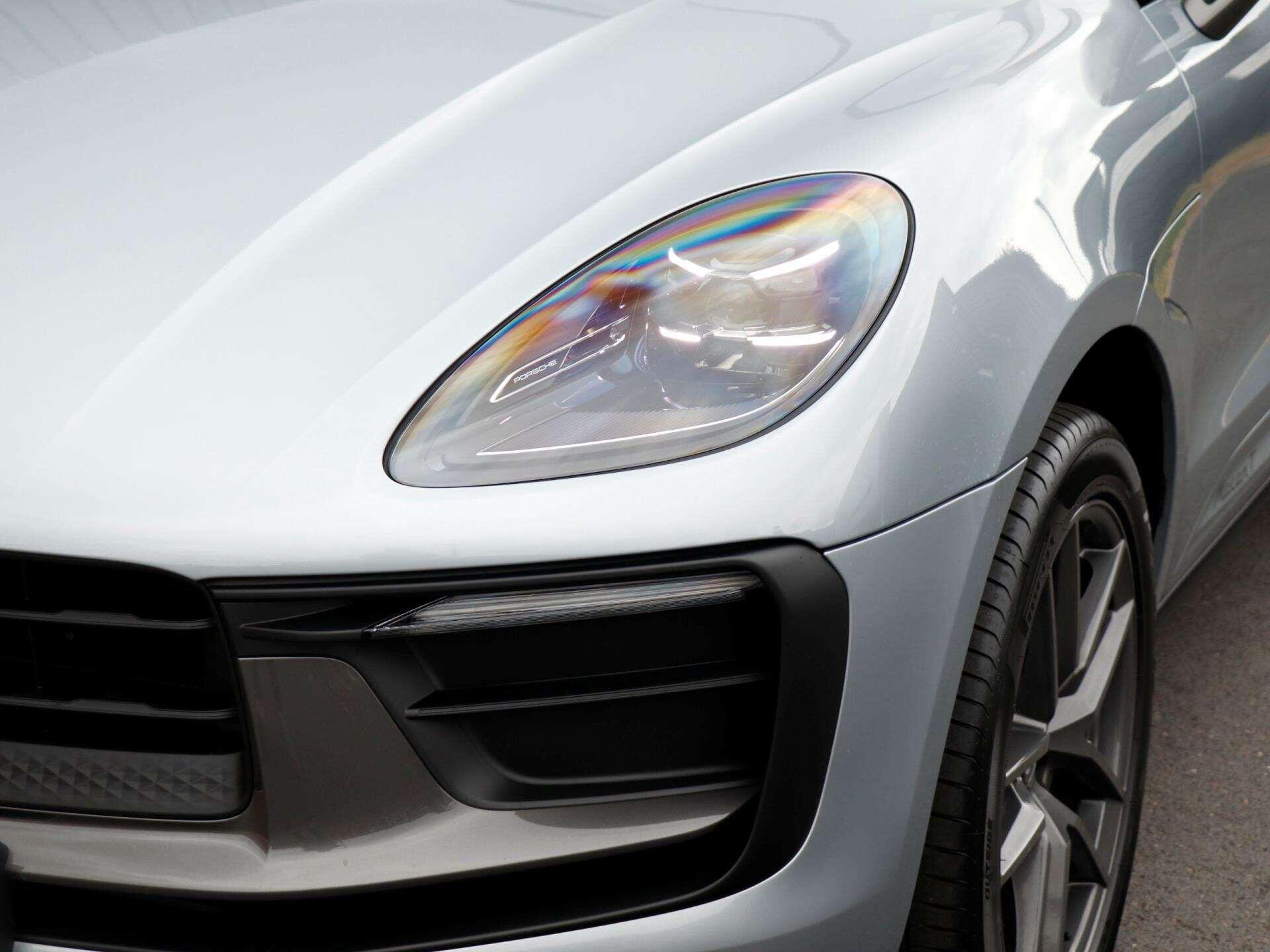 Porsche Macan view 37