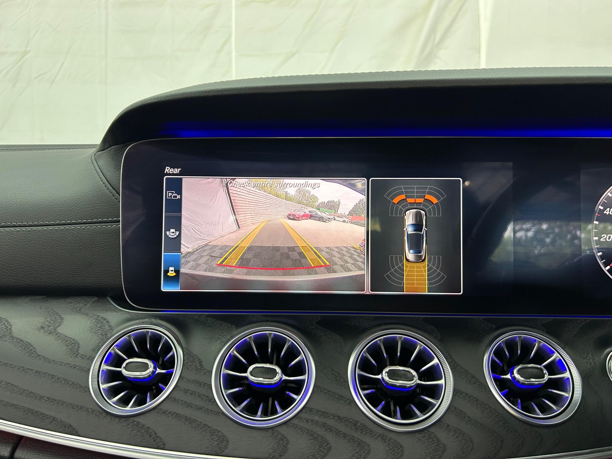 Mercedes-Benz E Class view 43