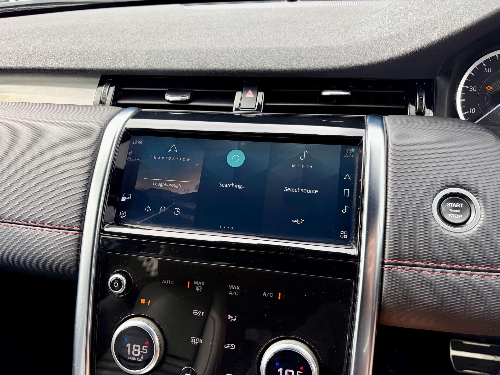 Land Rover Discovery Sport view 44