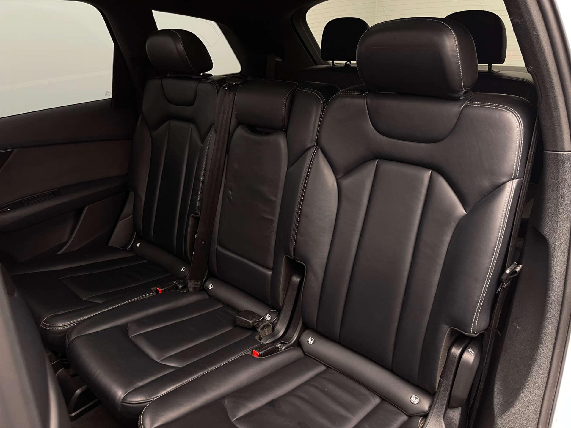 Audi Q7 view 51