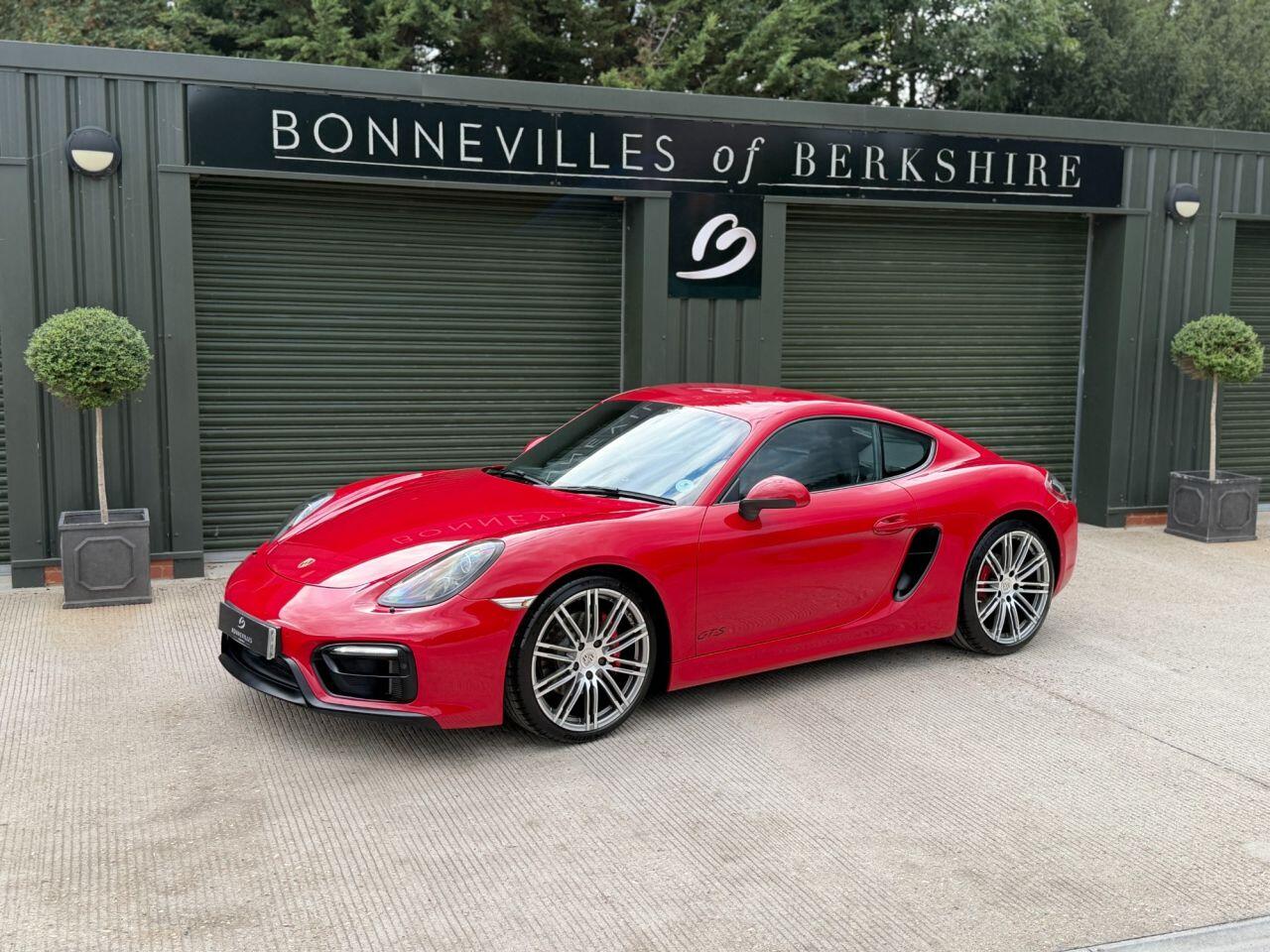 Porsche Cayman view 18