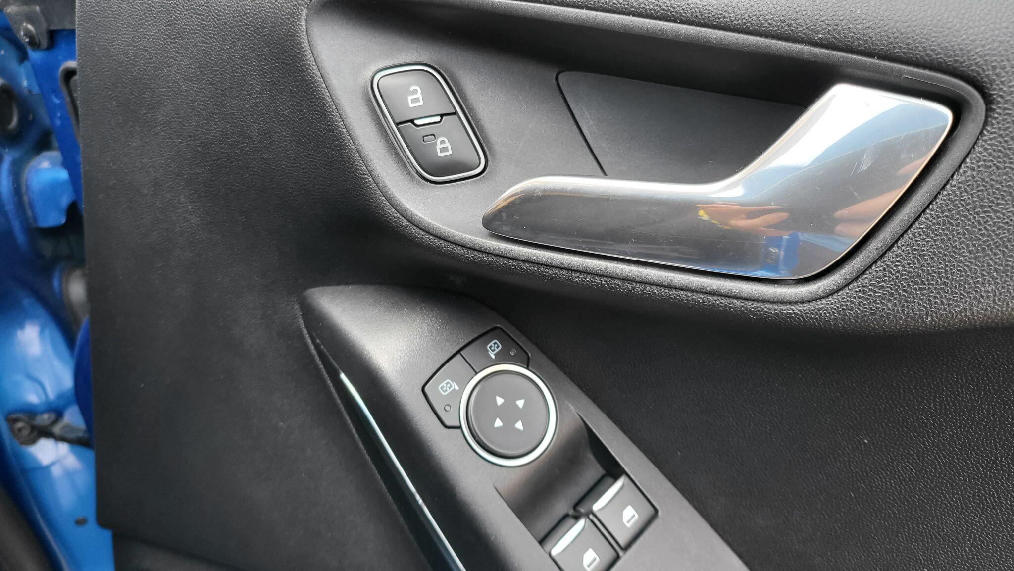 Ford Fiesta view 19