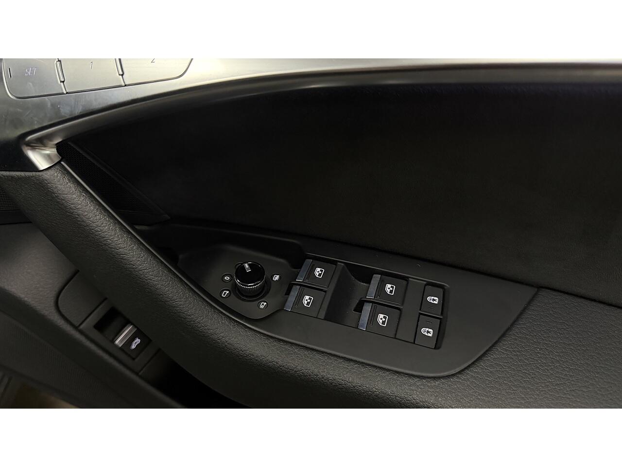 Audi A6 view 23