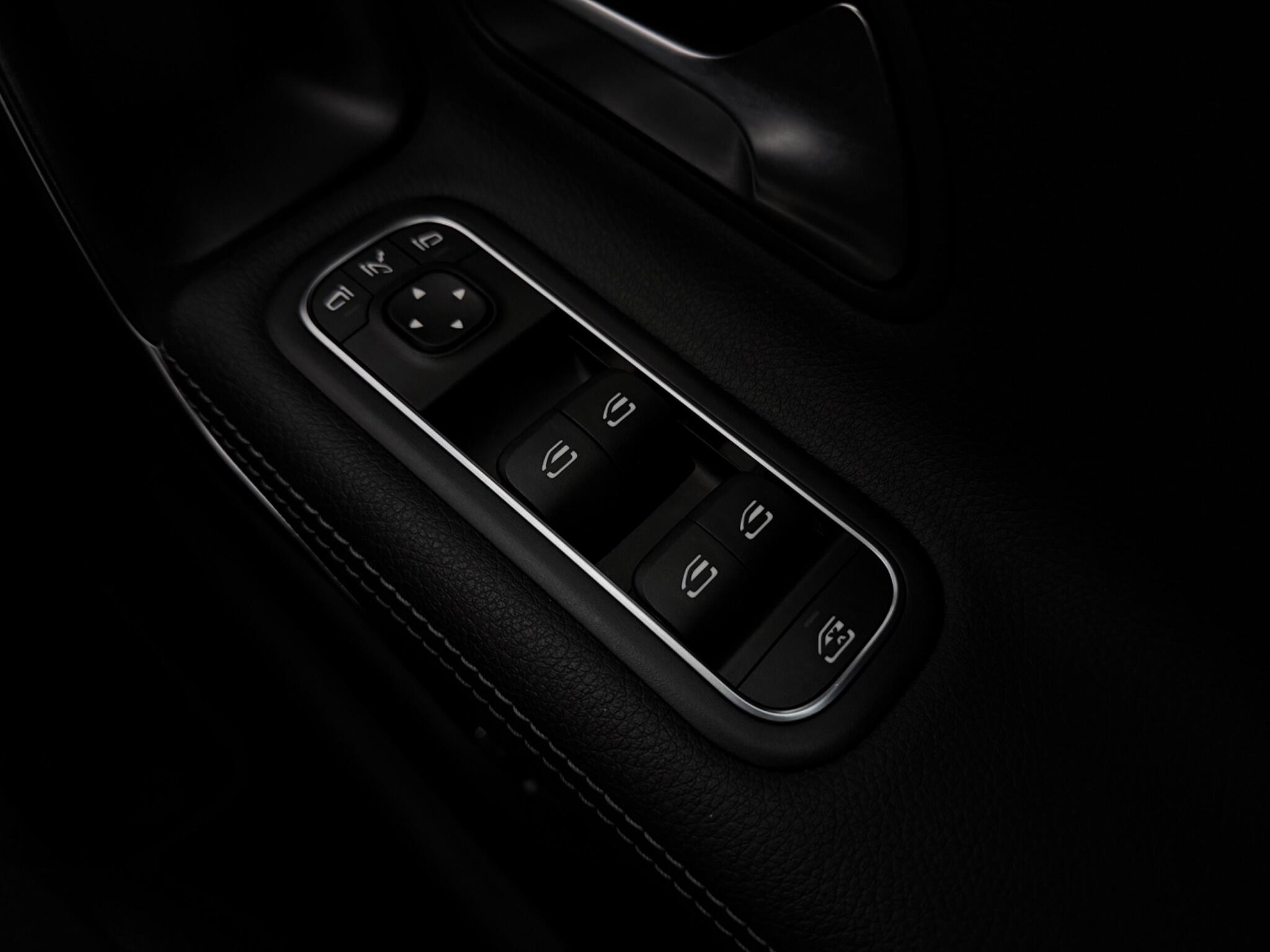 Mercedes-Benz A-Class view 23