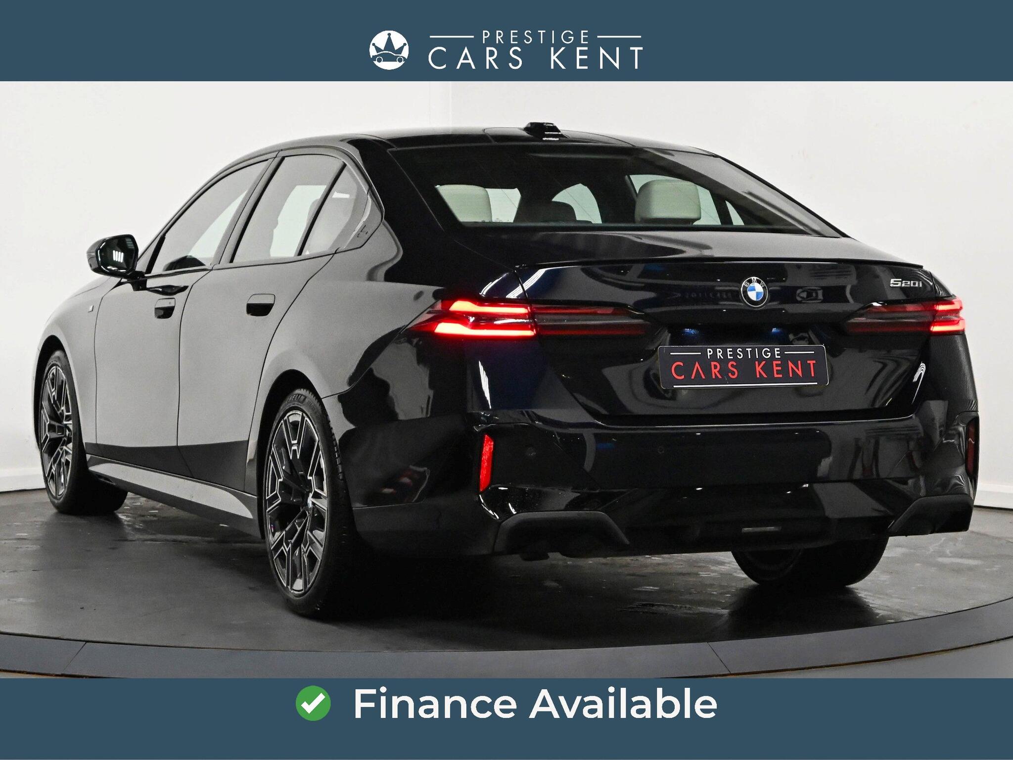 BMW 5 Series view 3