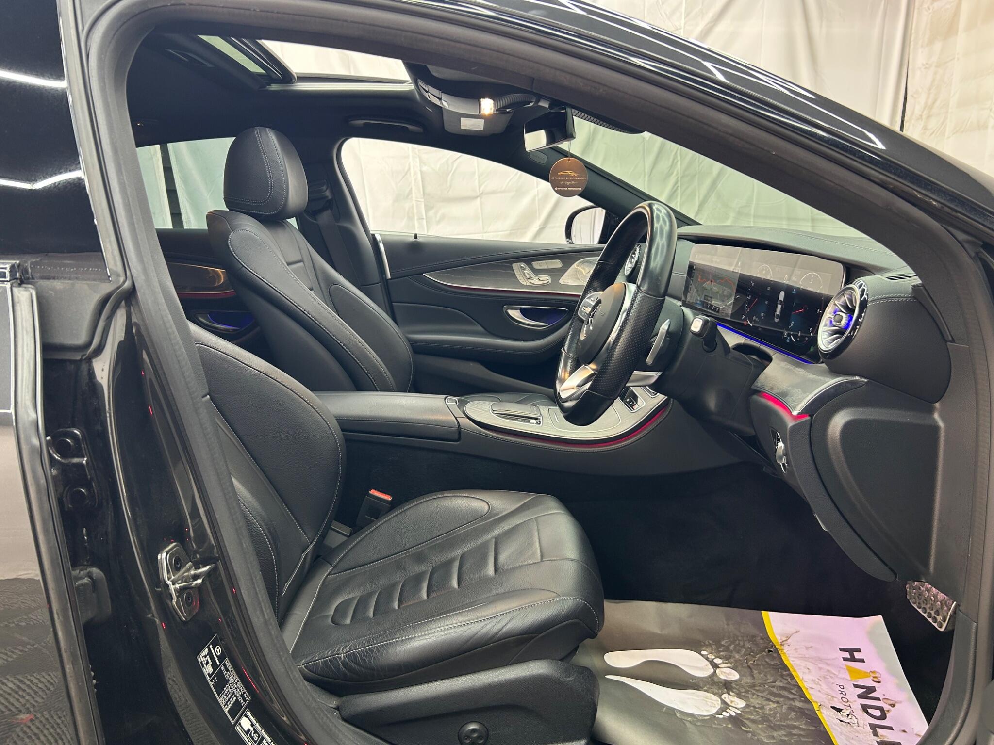Mercedes-Benz CLS view 21