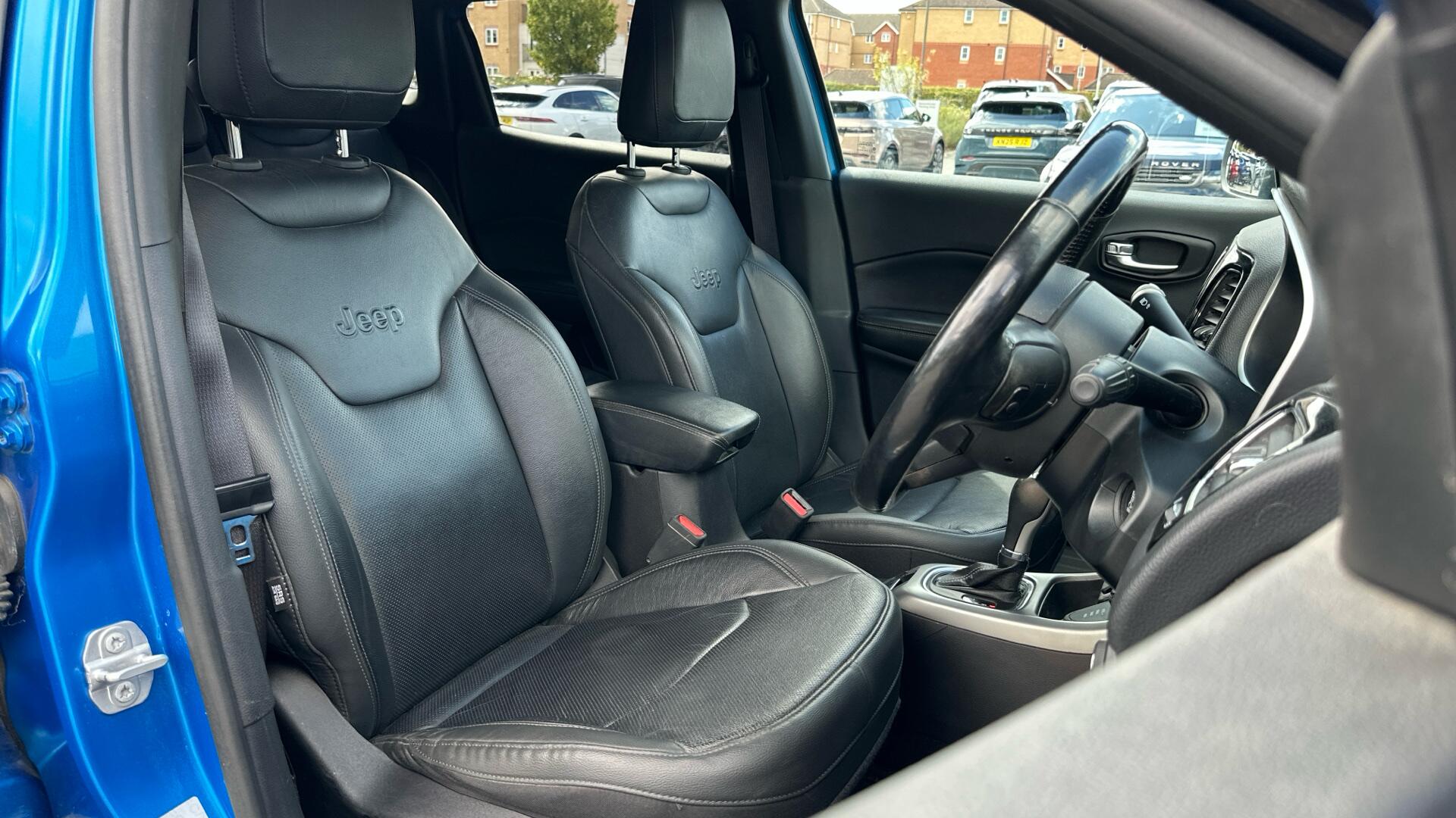 Jeep Compass view 50