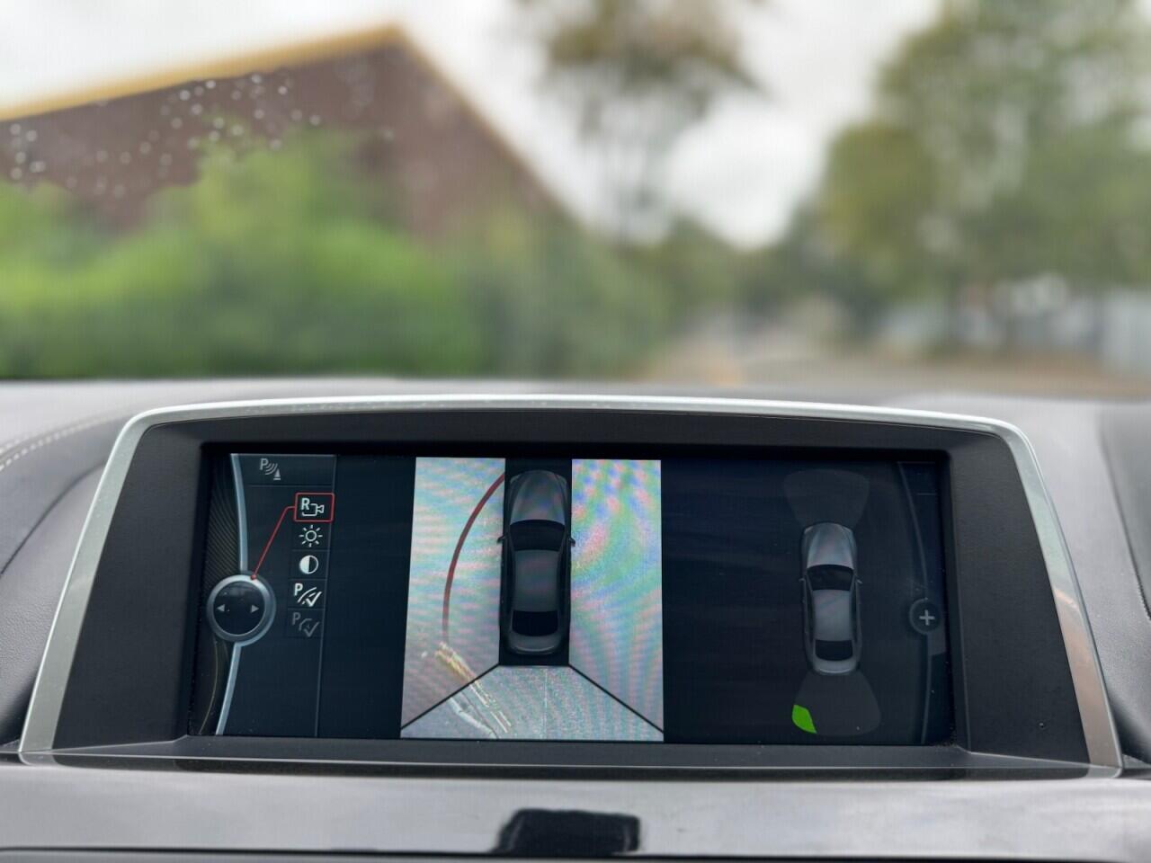 BMW 6 Series view 12