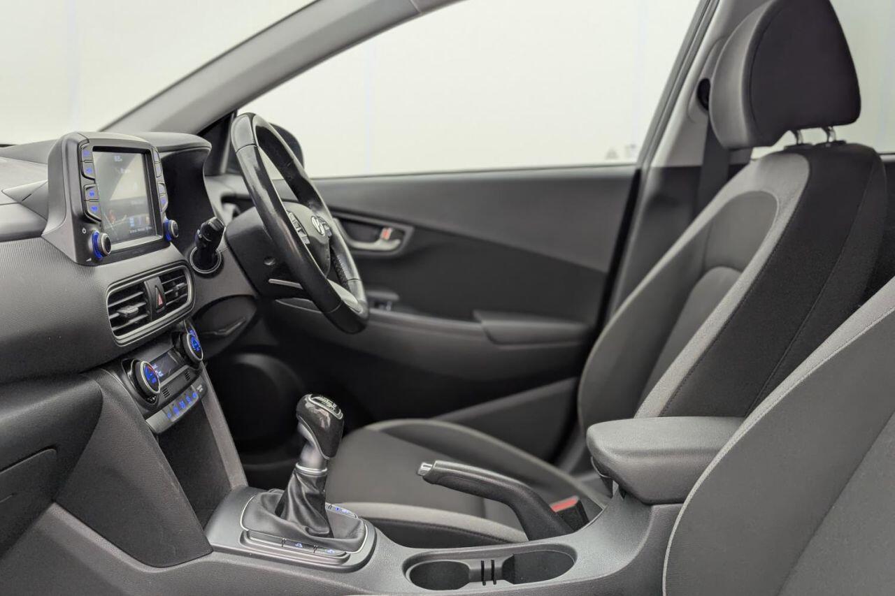 Hyundai Kona view 24
