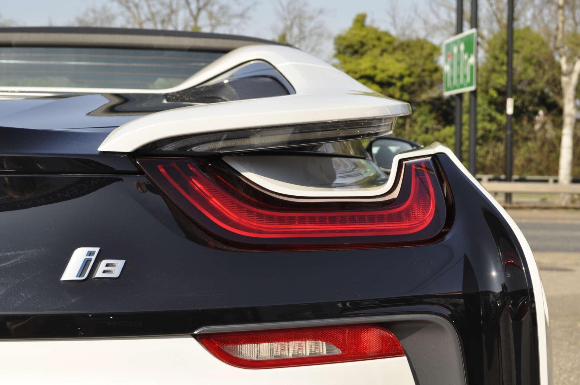BMW I8 view 43