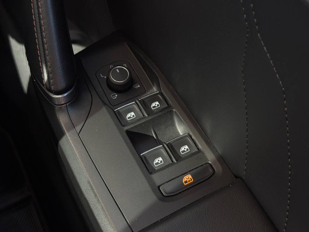 Cupra Formentor view 40