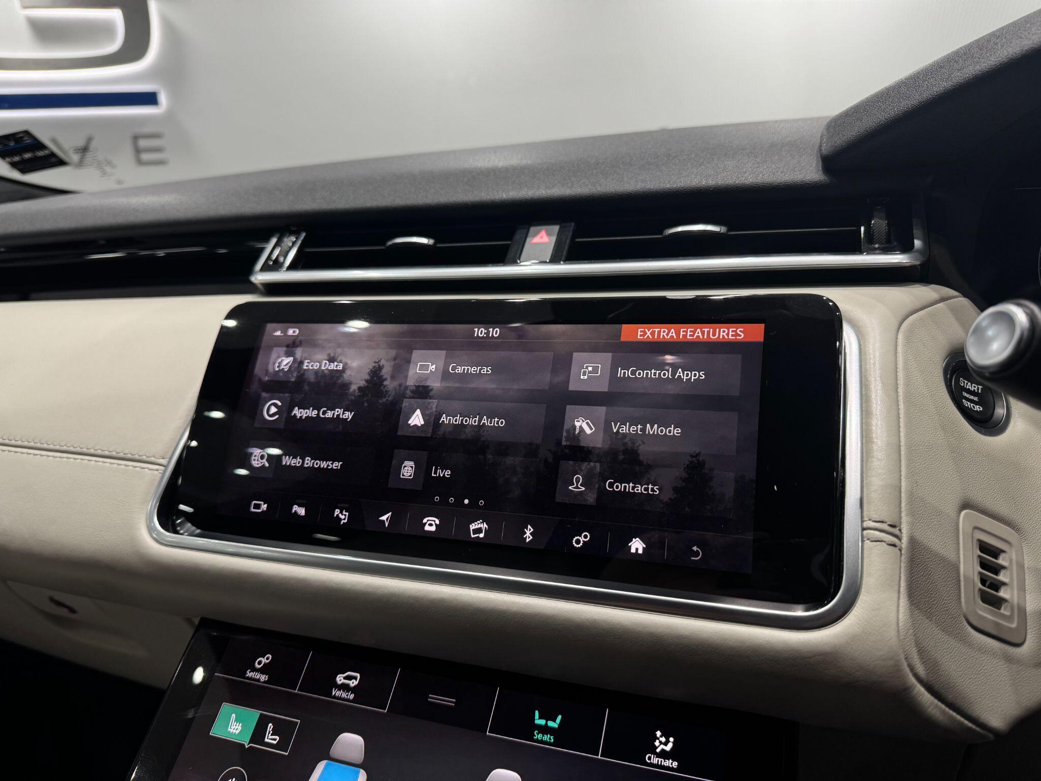 Land Rover Range Rover Velar view 28