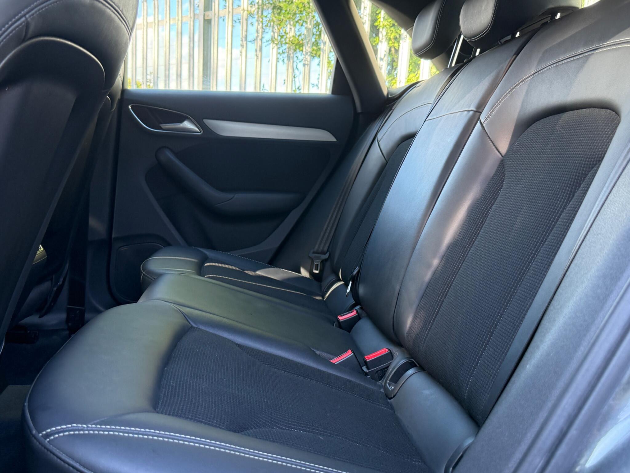 2017 Audi Q3 image 26