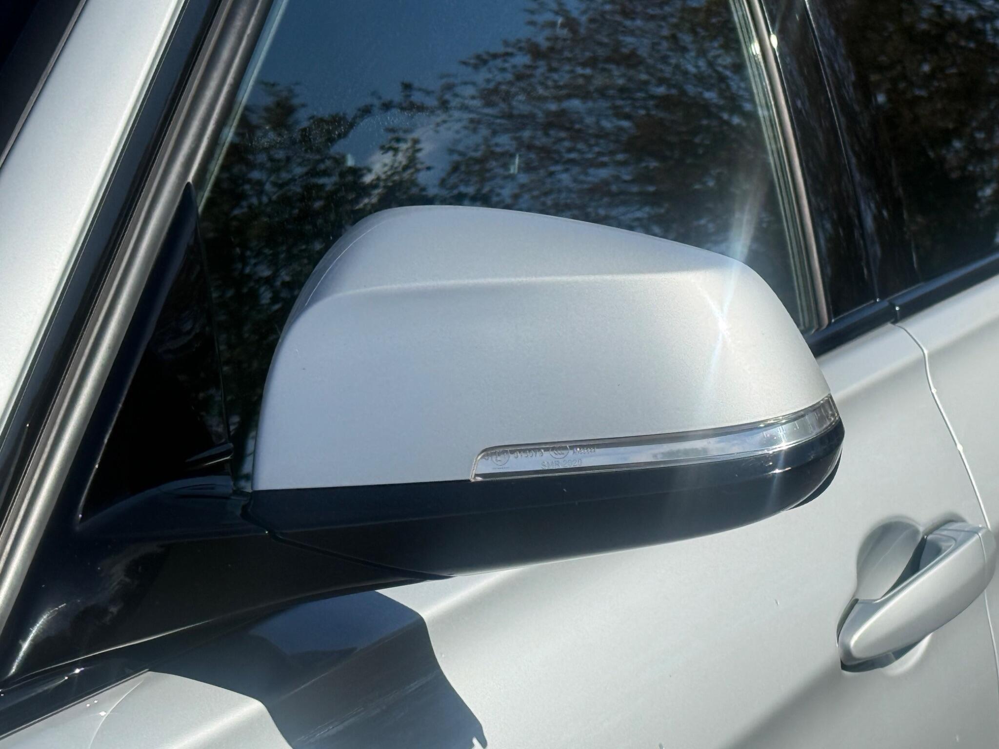 BMW 3 Series view 36
