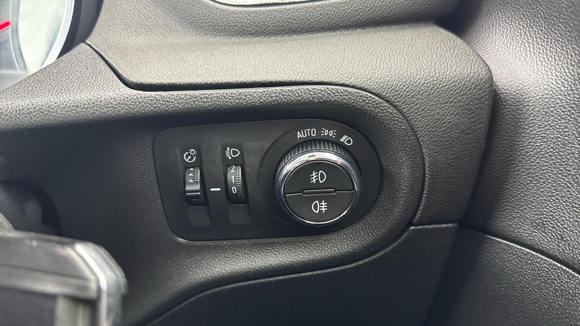 Vauxhall Grandland X view 39