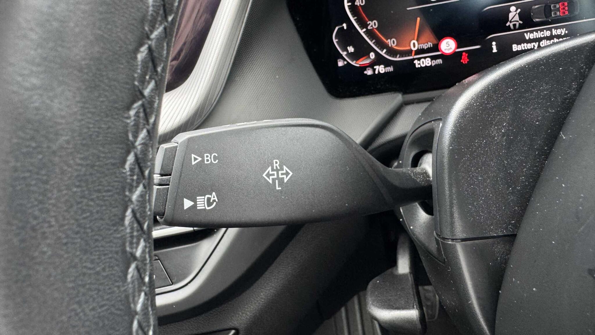 BMW 2 Series view 28