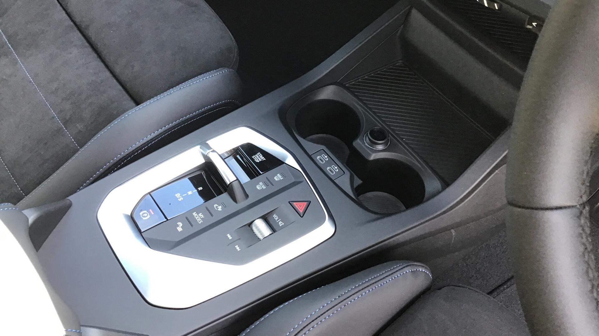 BMW 2 Series view 10